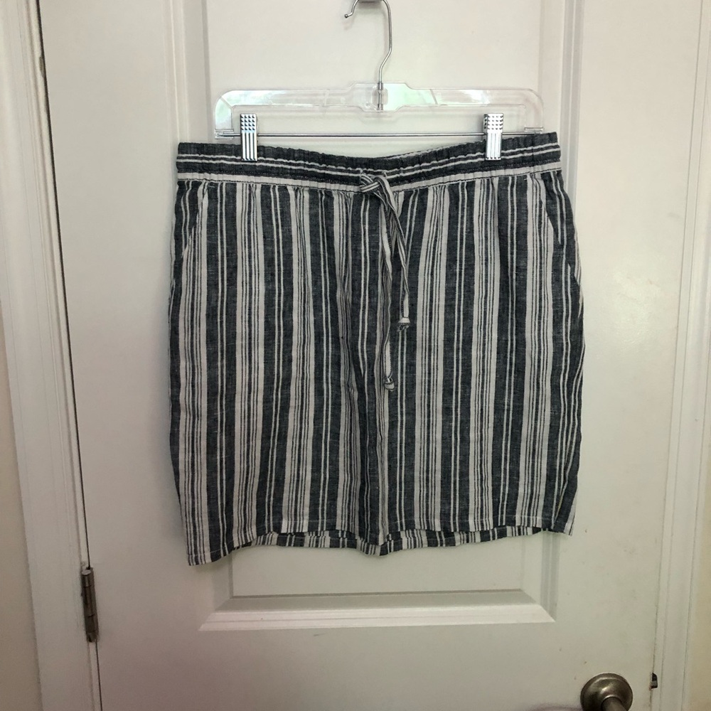 Garnet Hill linen skirt size M